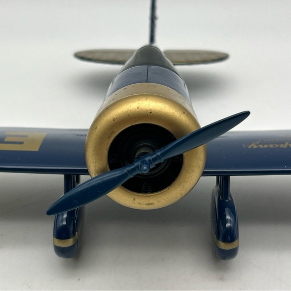 1992 SPEC CAST AIR EASTWOOD FLYING SERVICE BANK 1932 LOCKHEED VEGA MODEL 5C - Picture 12 of 16